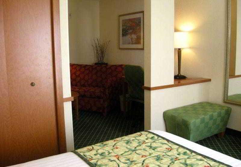 Fairfield Inn And Suites By Marriott Tifton Εξωτερικό φωτογραφία